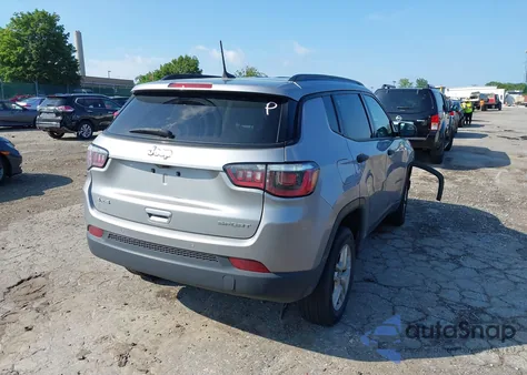 2018 Jeep Compass Sport 4X4 из США, поврежденный, VIN 3C4NJDAB4JT100231
